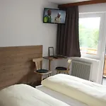 Penz Fuegen